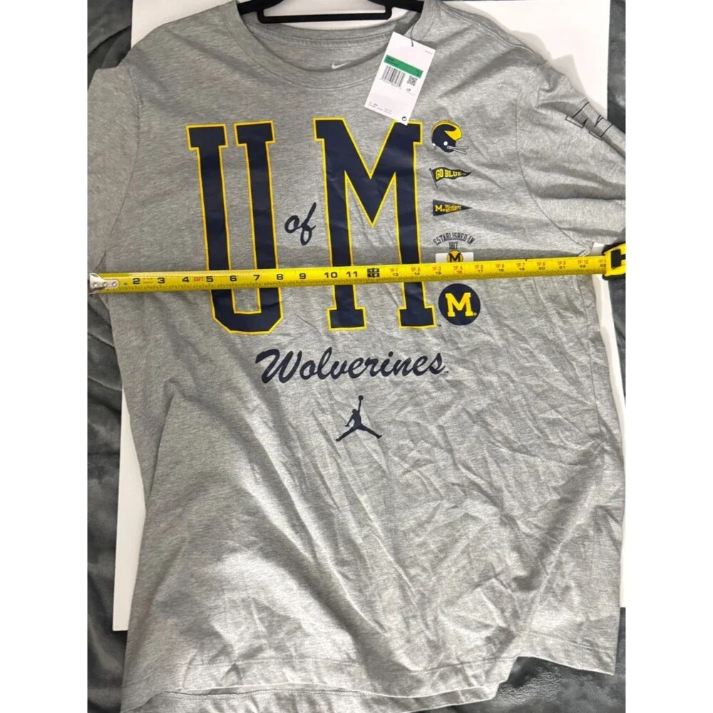 Michigan Wolverines Nike Shirt XL Gray Long Sleeve Jordan Logo NWT